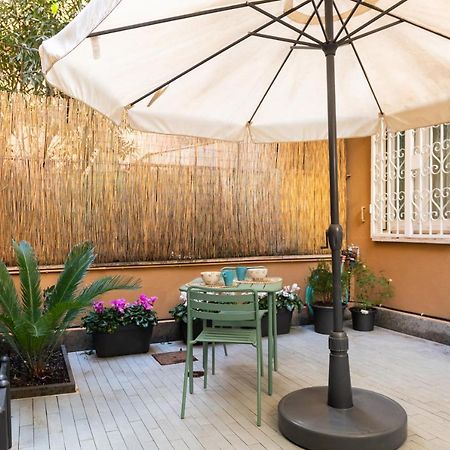 Casa Vegezio Near Vatican Museum And Metro Cipro Private Garden Check-In From 3 Pm To 10 Pm エクステリア 写真